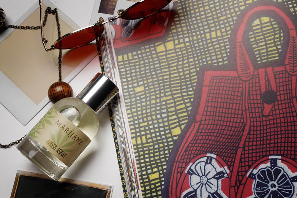 ショパール インペリアル アイリス マリカ EDP 100ml L'Iris Eau de Parfum – Zitomer Pharmacy Inc.